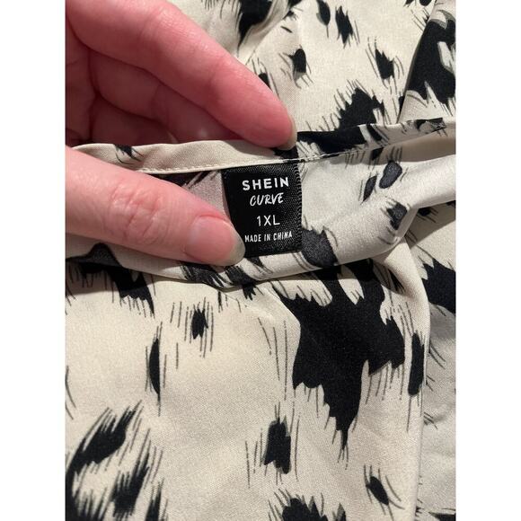 Long Sleeve Blouse Leopard Animal Print Shein Plus Size 1X - Picture 3 of 3